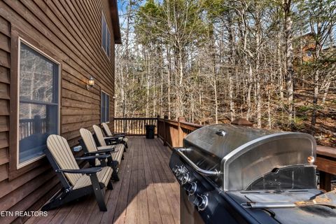 Tiny photo for 319 Rainbow Circle, Townsend, TN 37882 (MLS # 1326458)