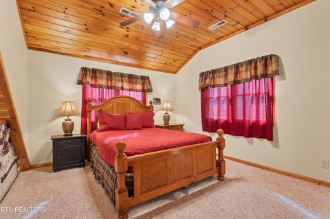 Tiny photo for 319 Rainbow Circle, Townsend, TN 37882 (MLS # 1326458)