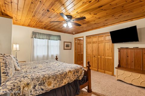 Tiny photo for 319 Rainbow Circle, Townsend, TN 37882 (MLS # 1326458)