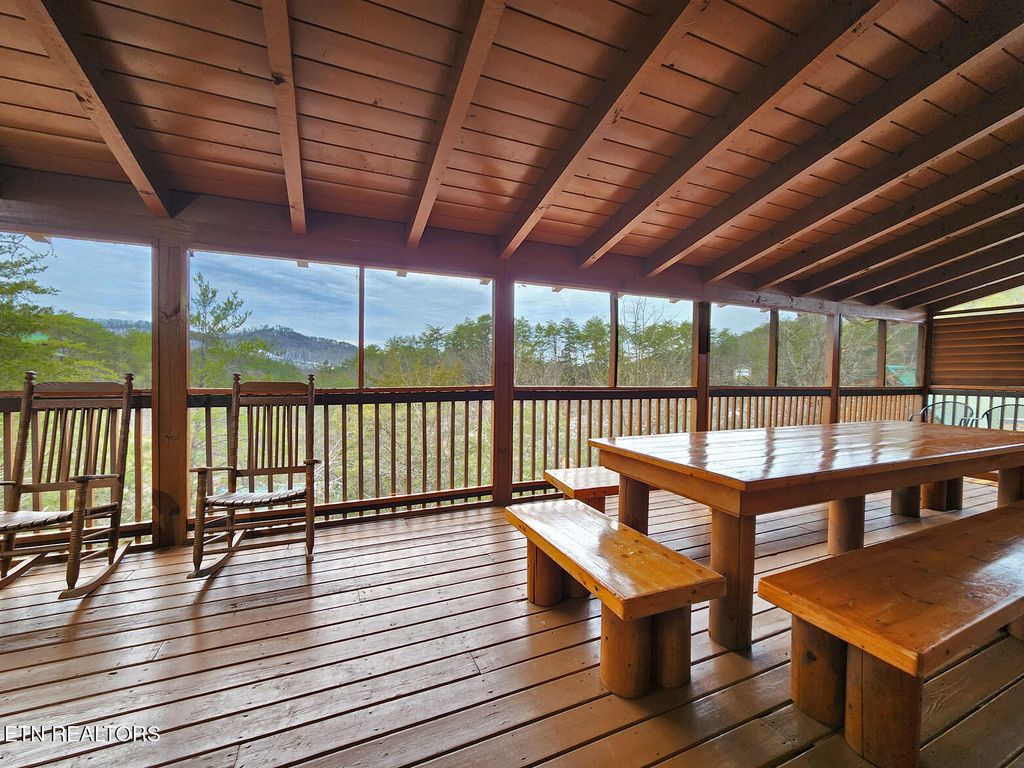 Photo of 3215 White Falcon Way, Pigeon Forge, TN 37863 (MLS # 1288687)