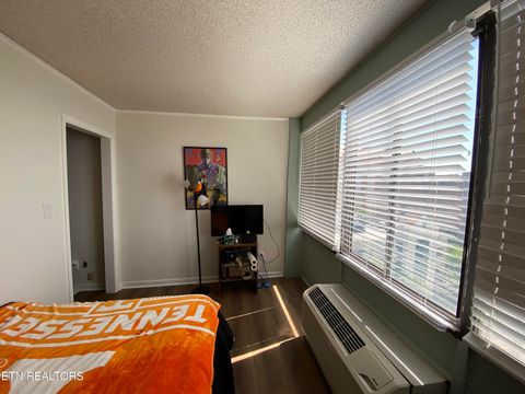 Tiny photo for 1700 Clinch Ave #503, Knoxville, TN 37916 (MLS # 1339112)