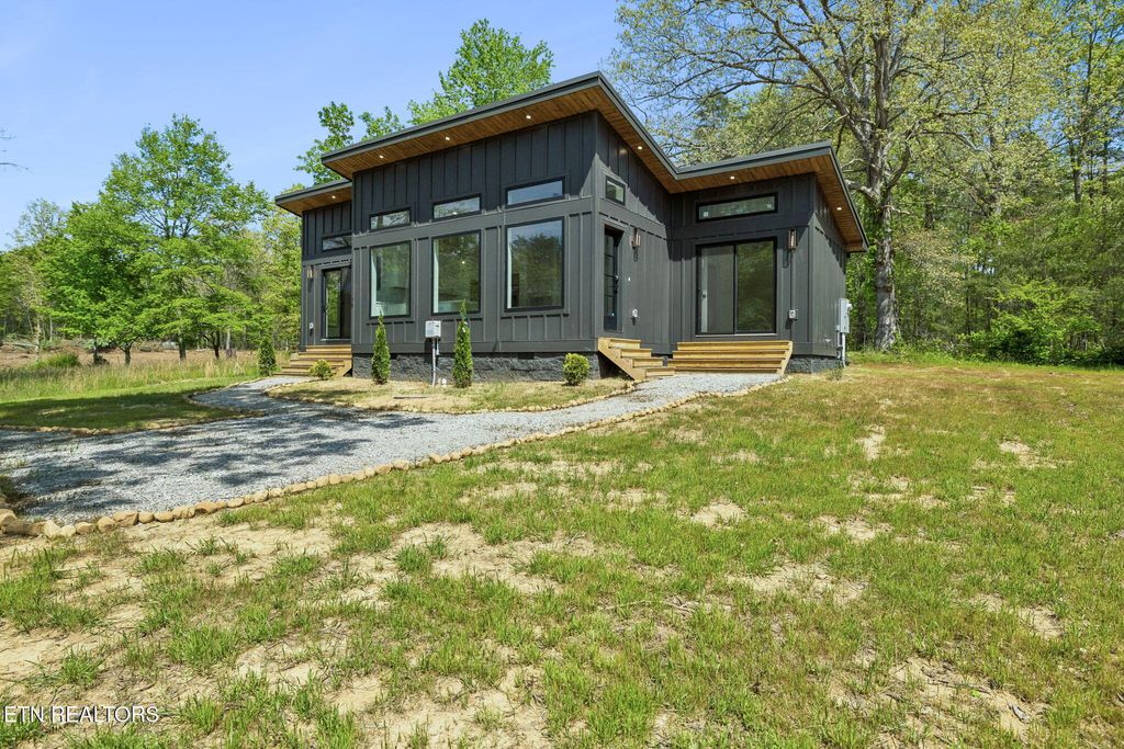 Photo of 78 Dwellings Drive, Tracy City, TN 37387 (MLS # 1338886)