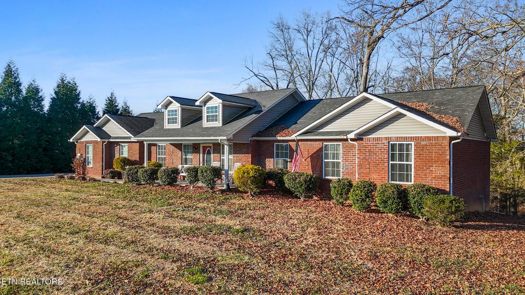 Photo of 2021 Lindsey Lane, Jefferson City, TN 37760 (MLS # 1327210)