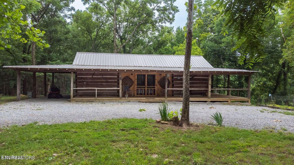 Photo of 3280 Ballplay Rd, Madisonville, TN 37354 (MLS # 1296634)
