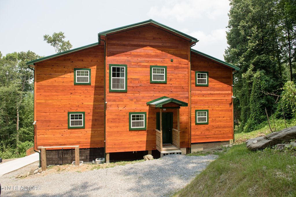 Photo of 363 Lewis Clabo Rd, Gatlinburg, TN 37738 (MLS # 1300863)