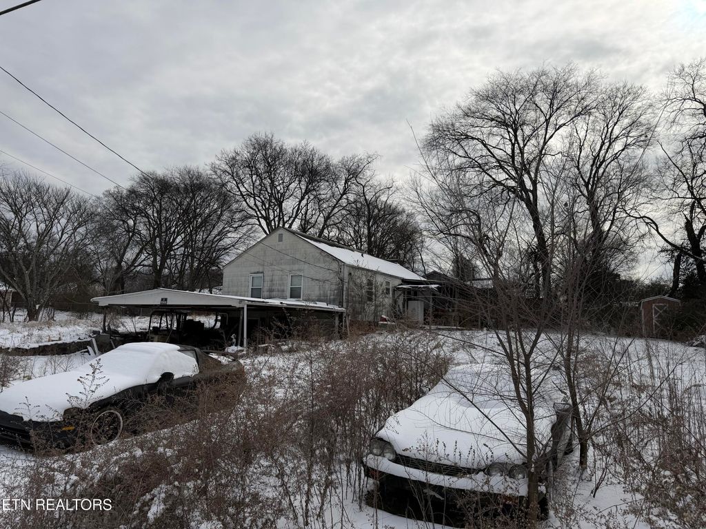 Photo of 115 Howard St, Maryville, TN 37804 (MLS # 1328299)