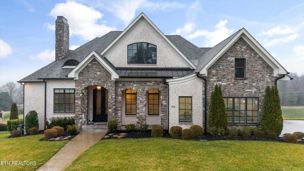 Photo of 614 Barnsley Rd, Knoxville, TN 37934 (MLS # 1326074)