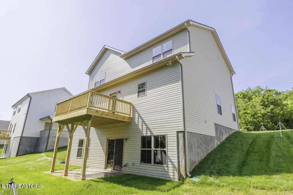 3316 Shining Star Way