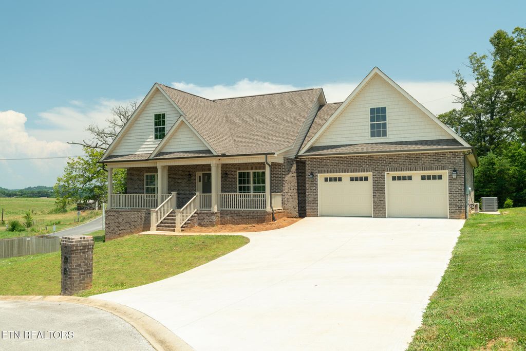 Photo of 1520 Rosewood Drive, Sevierville, TN 37876 (MLS # 1320789)