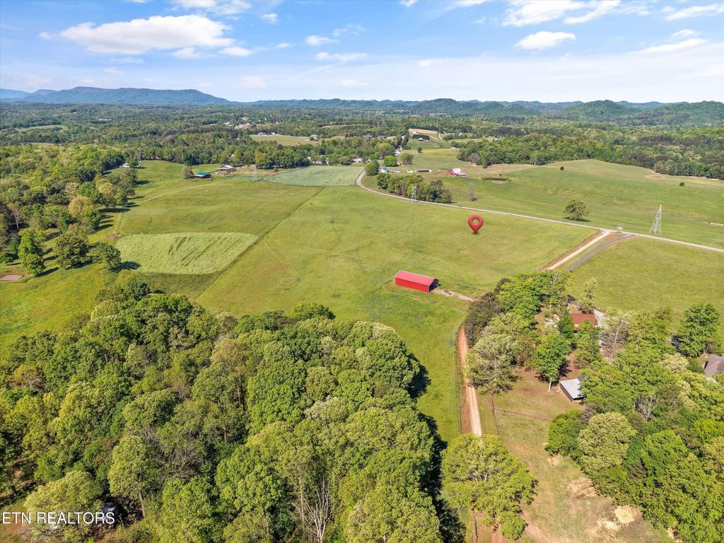 Photo of 890 Fairview Rd, Tellico Plains, TN 37385 (MLS # 1337822)