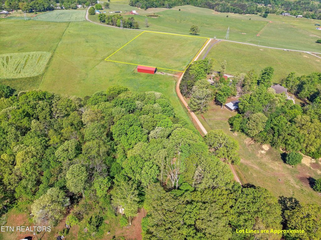 Photo of 890 Fairview Rd, Tellico Plains, TN 37385 (MLS # 1337822)