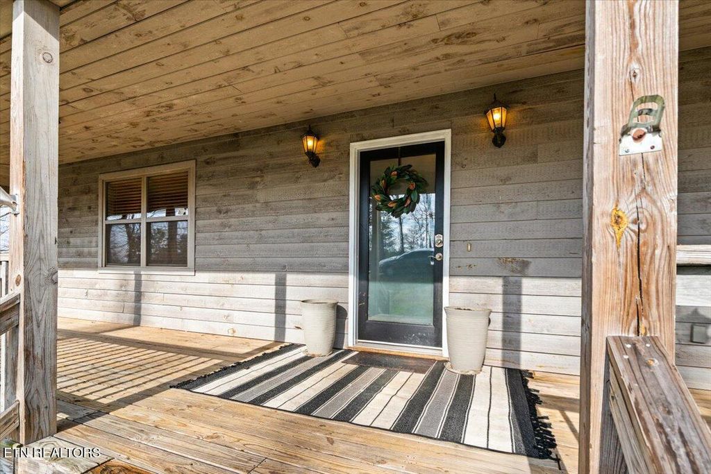 Photo of 200 Brady Lane, Oneida, TN 37841 (MLS # 1328312)