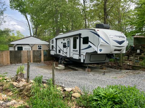 Tiny photo for 44 Arapaho Tr, Crossville, TN 38572 (MLS # 1339584)
