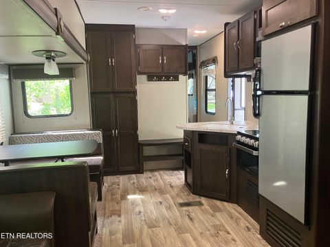 Tiny photo for 44 Arapaho Tr, Crossville, TN 38572 (MLS # 1339584)