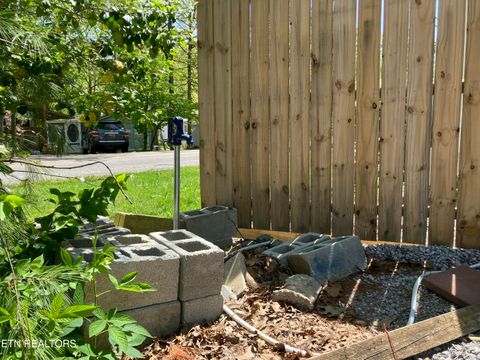 Tiny photo for 44 Arapaho Tr, Crossville, TN 38572 (MLS # 1339584)