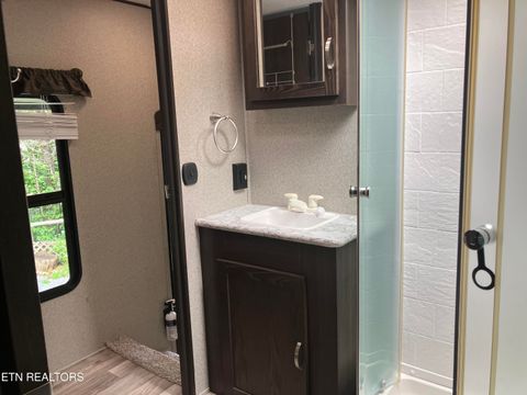 Tiny photo for 44 Arapaho Tr, Crossville, TN 38572 (MLS # 1339584)