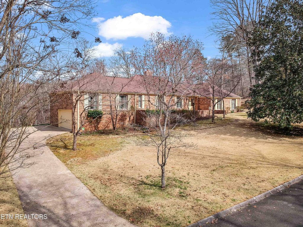 Photo of 2012 Duck Cove Drive, Knoxville, TN 37922 (MLS # 1337152)