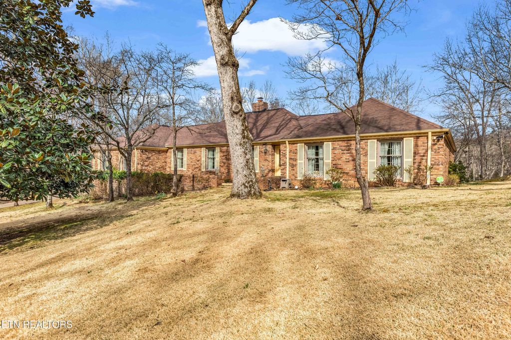 Photo of 2012 Duck Cove Drive, Knoxville, TN 37922 (MLS # 1337152)