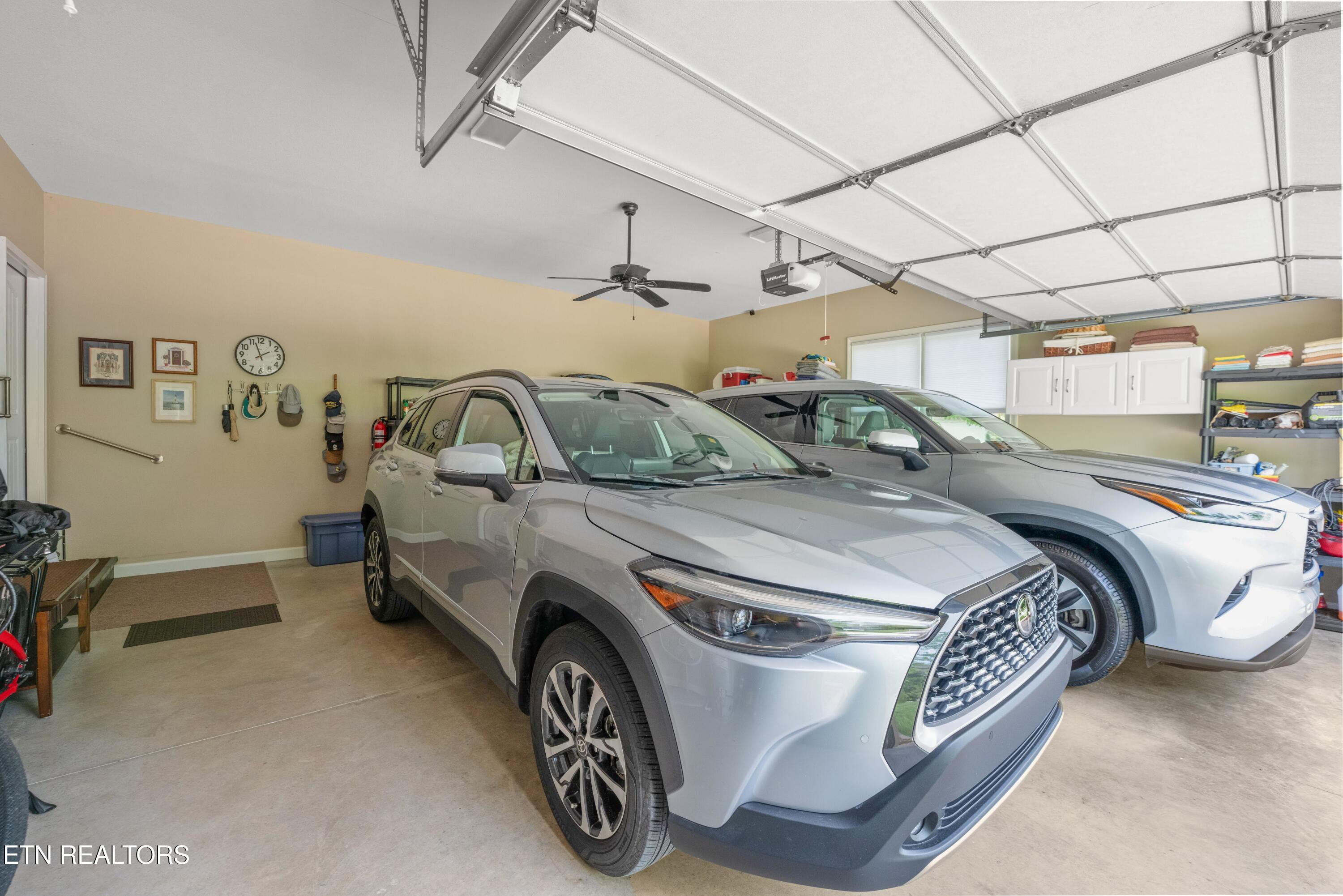 18 Cedar Ridge Circle
