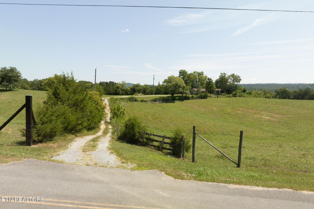 Photo of 3179 Gibson Rd, Strawberry Plains, TN 37871 (MLS # 1238640)