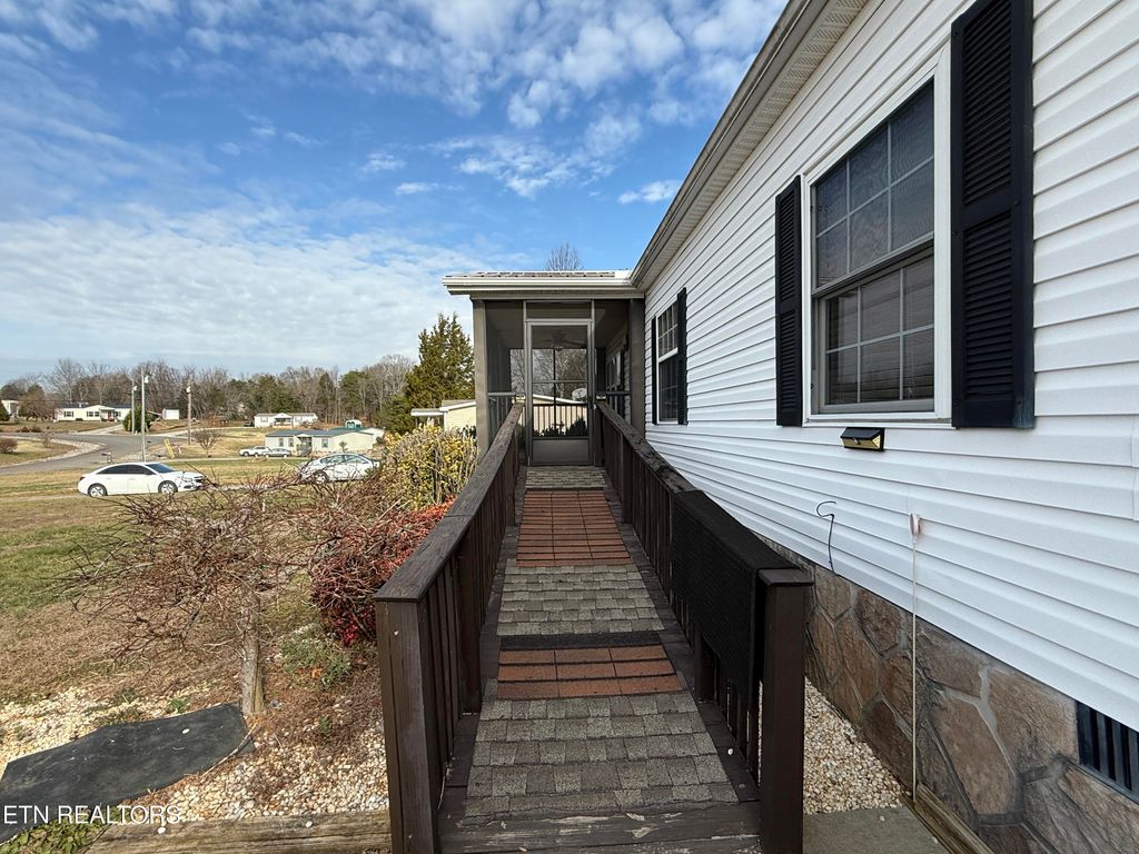 Photo of 297 Mountain Meadows Drive, New Market, TN 37820 (MLS # 1326464)