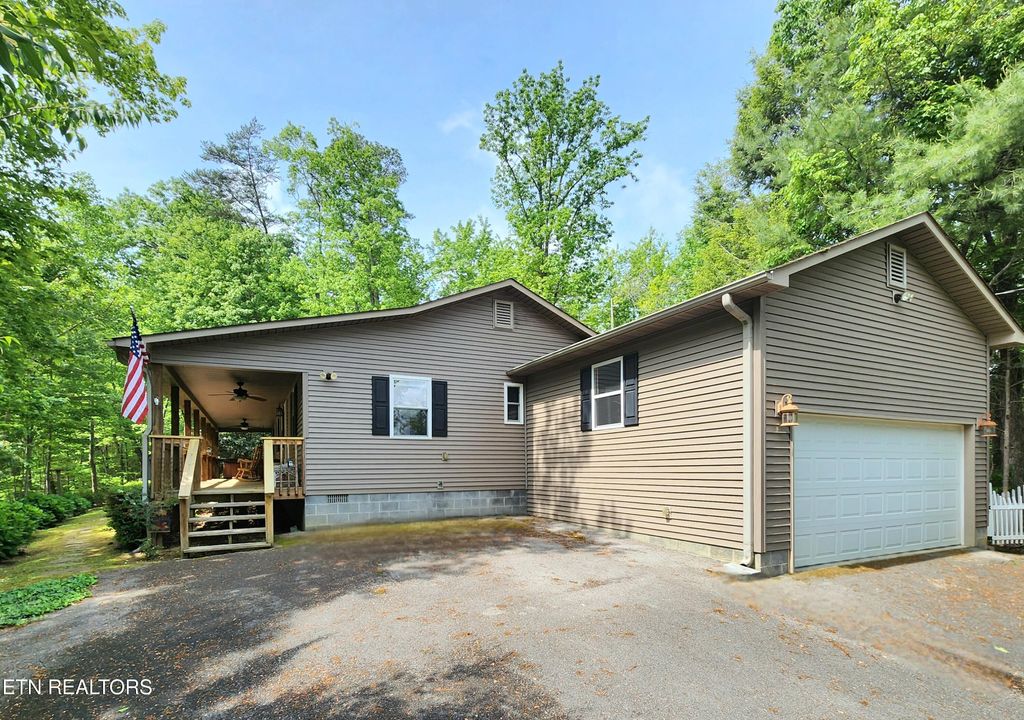 Photo of 4442 Grindstone Ridge Rd Rd, Pigeon Forge, TN 37863 (MLS # 1293329)