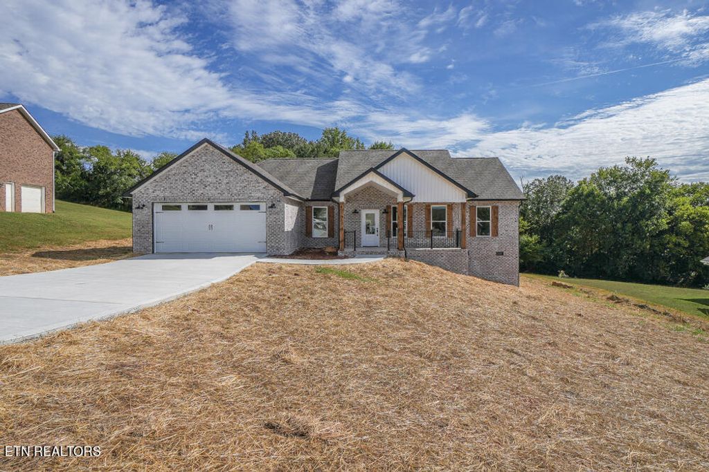 Photo of 230 Franklin Estates Lane, Greenback, TN 37742 (MLS # 1237224)