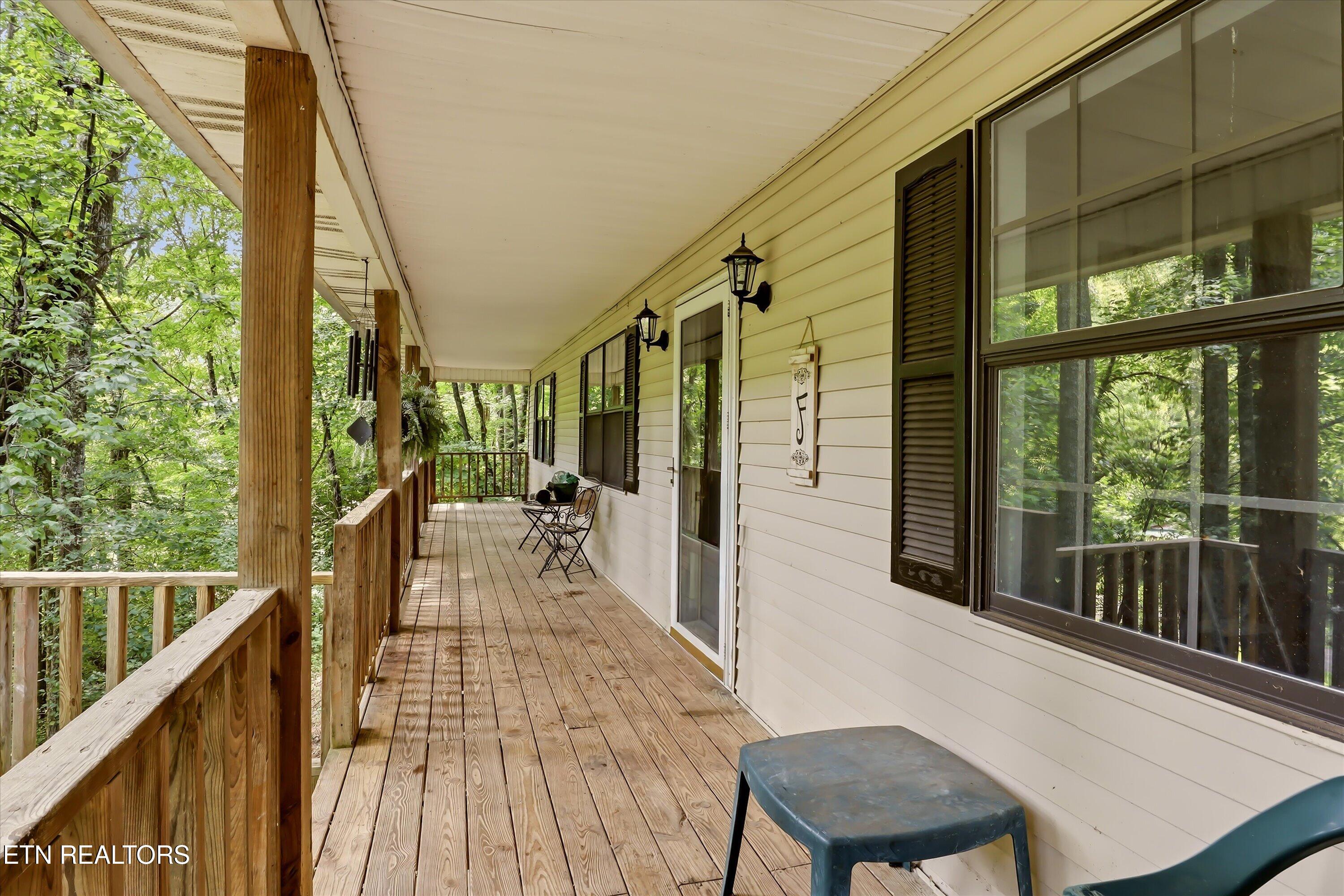 334 Pumpkin Hollow Rd