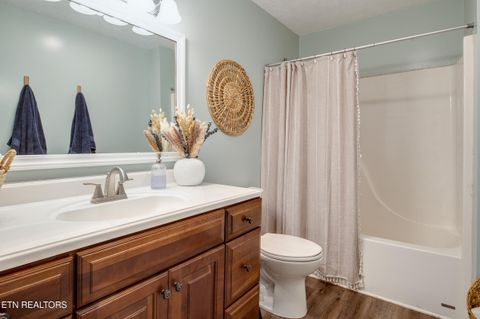 Tiny photo for 415 Victor Drive, Knoxville, TN 37912 (MLS # 1327954)