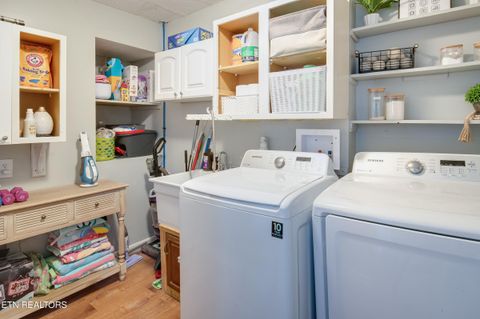 Tiny photo for 415 Victor Drive, Knoxville, TN 37912 (MLS # 1327954)