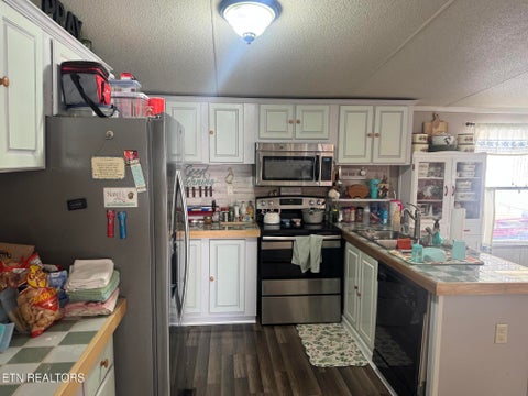 Tiny photo for 2929 Veterans Blvd, Pigeon Forge, TN 37863 (MLS # 1359517)