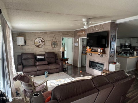 Tiny photo for 2929 Veterans Blvd, Pigeon Forge, TN 37863 (MLS # 1359517)