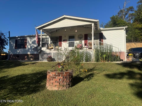 Photo of 2929 Veterans Blvd, Pigeon Forge, TN 37863 (MLS # 1359517)
