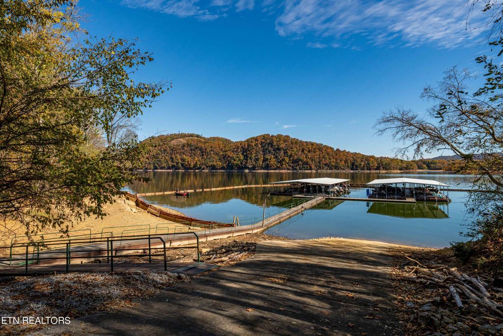 Photo of 60 Chelaque Way, Mooresburg, TN 37811 (MLS # 1276114)