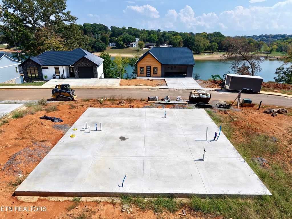 Photo of 174 Lakeshore Bay Drive, Jefferson City, TN 37760 (MLS # 1315484)