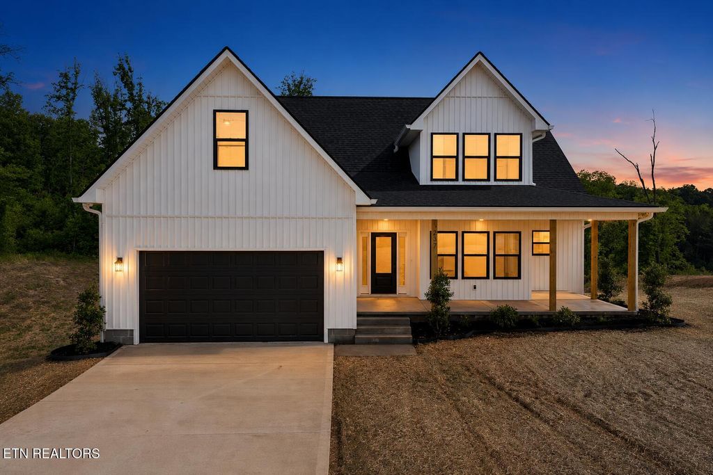 Photo of 237 Laura Boling Loop Rd, Strawberry Plains, TN 37871 (MLS # 1341192)