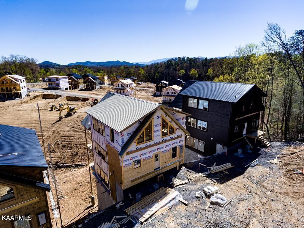 Photo of 523 WARBONNET WAY Way, Pigeon Forge, TN 37863 (MLS # 1224758)