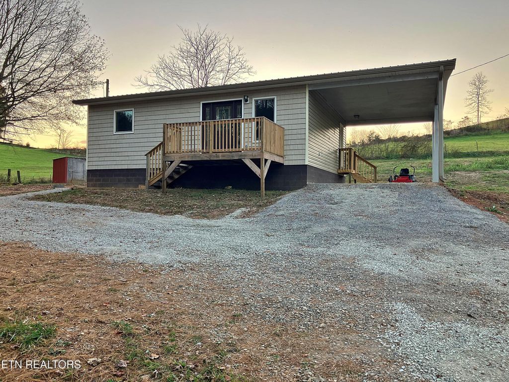 Photo of 179 Hatfield Lane, Tazewell, TN 37879 (MLS # 1282233)