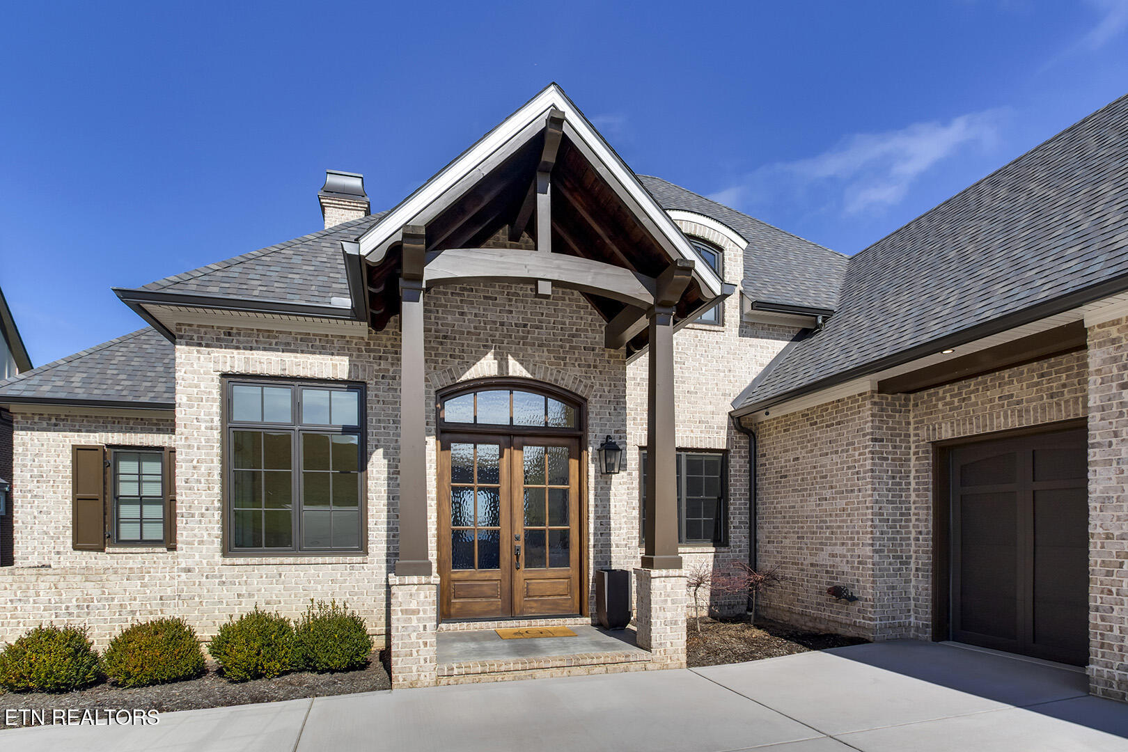 298 Cypress Pointe Drive