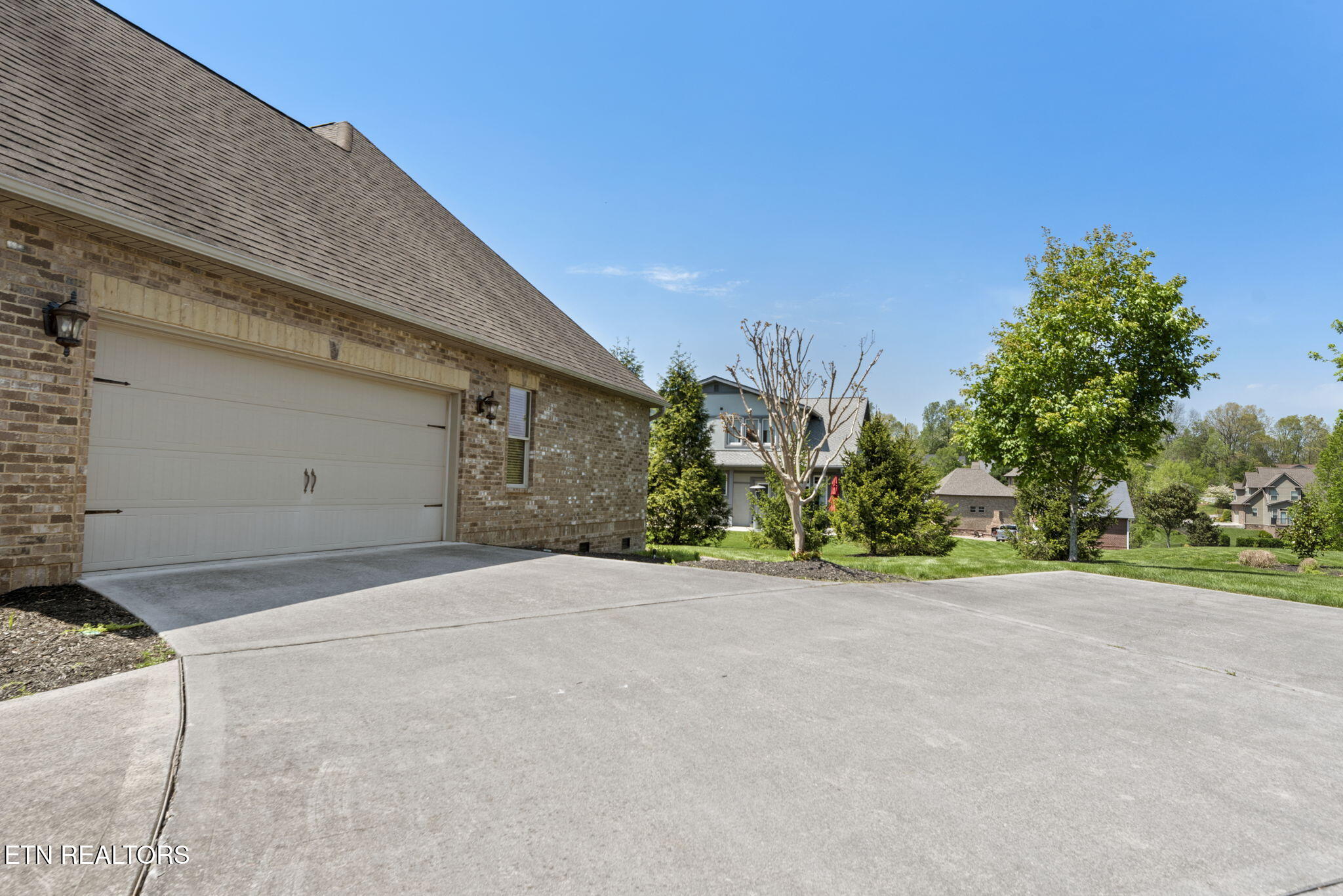 103 Cove Pointe Lane