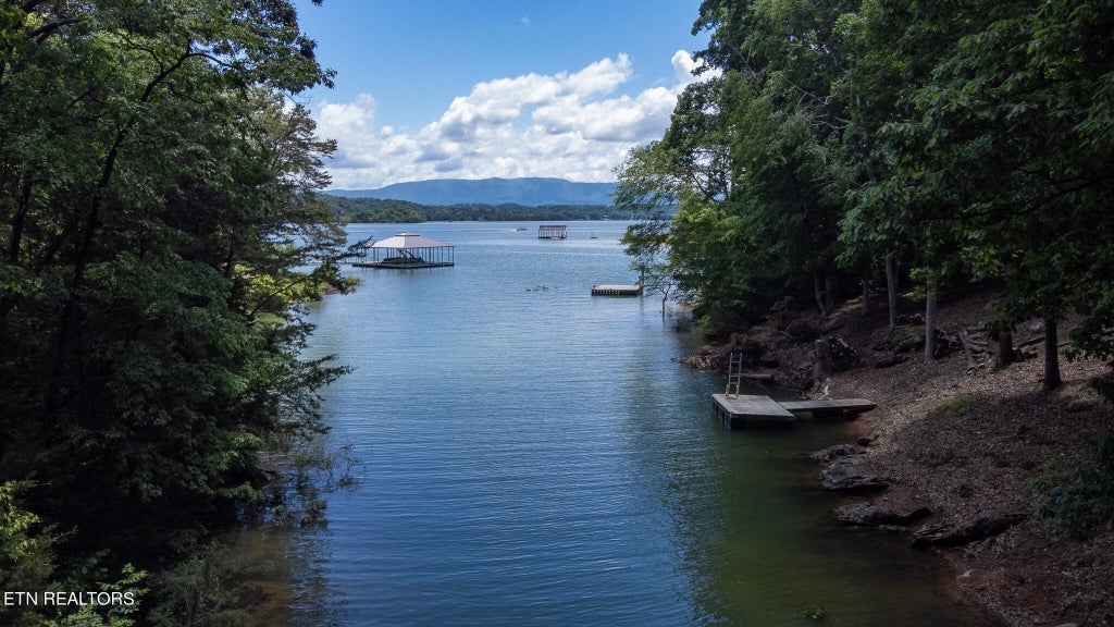 Photo of 52 Majestic Circle, Dandridge, TN 37725 (MLS # 1265095)