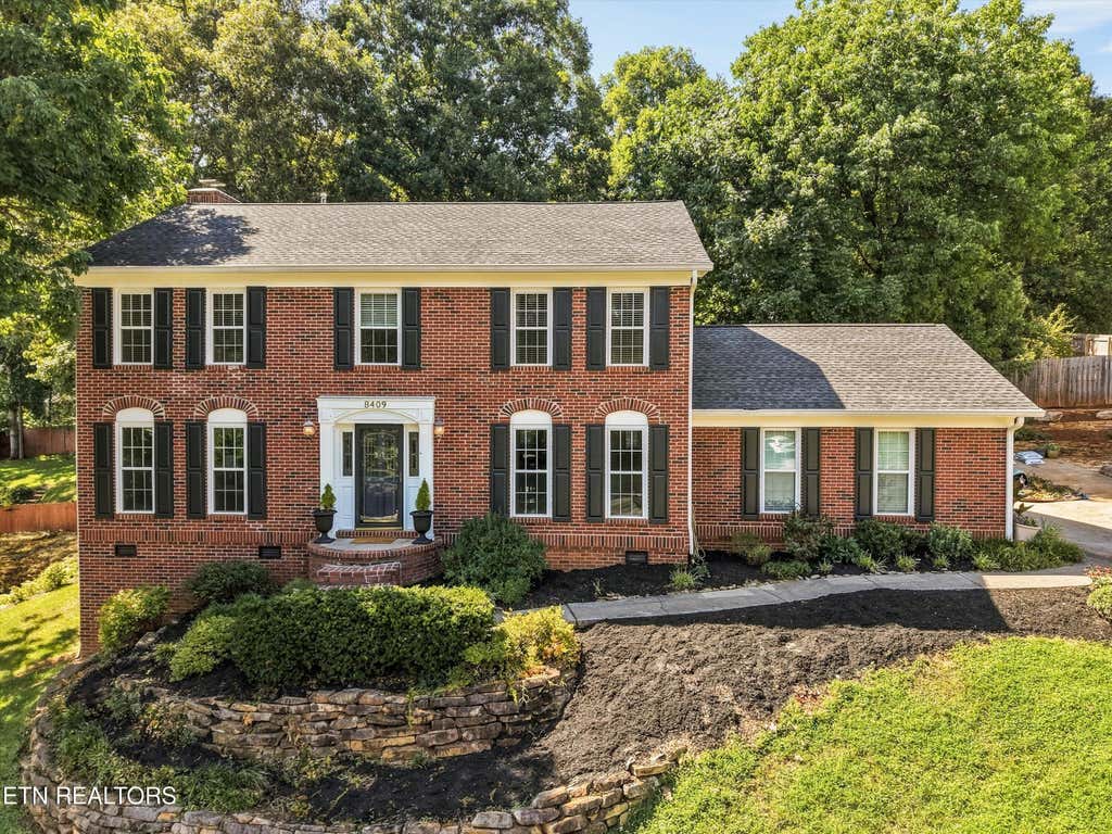 Photo of 8409 Thornbury Court, Knoxville, TN 37919 (MLS # 1349236)