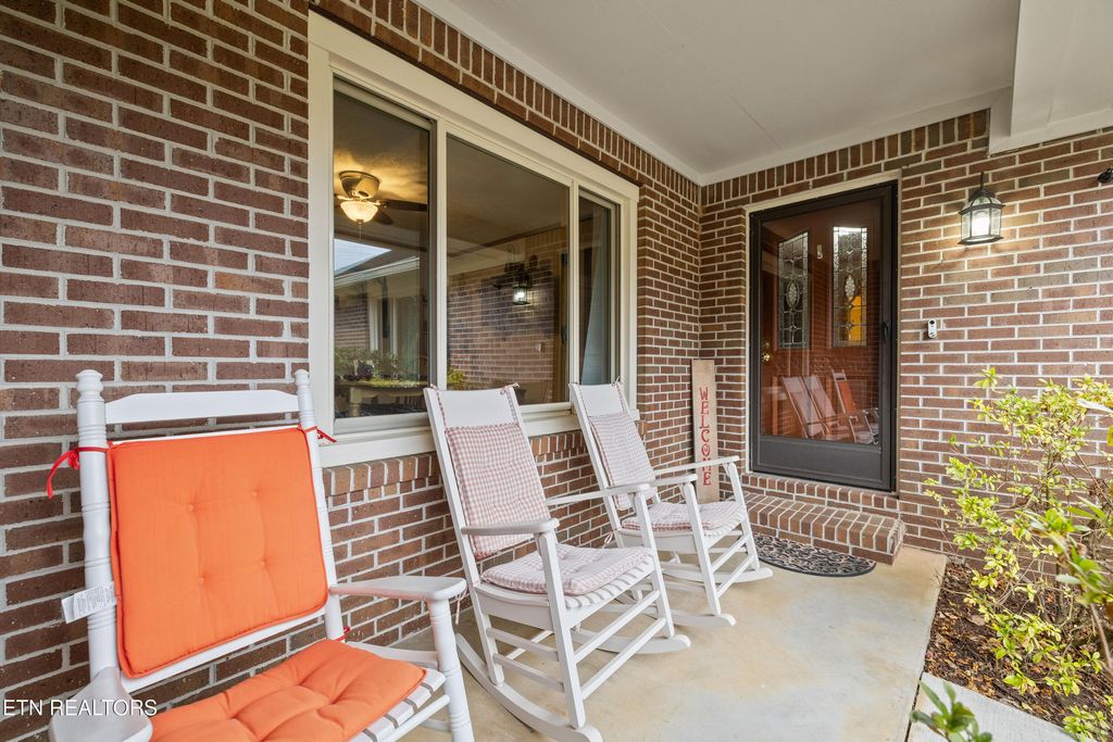 Photo of 4120 W Emory Rd, Powell, TN 37849 (MLS # 1325670)