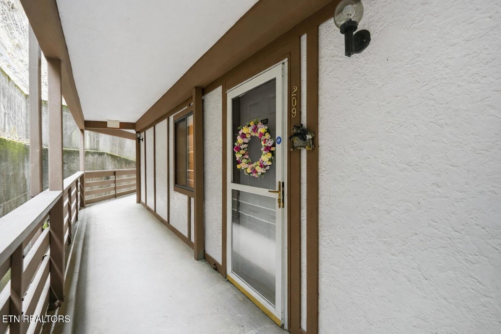 Photo of 616 Turkey Nest Rd #APT 209, Gatlinburg, TN 37738 (MLS # 1354585)