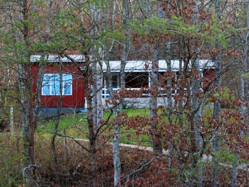 Photo 1 of 34 — 1524 Reagan Valley Rd, Tellico Plains, TN 37385