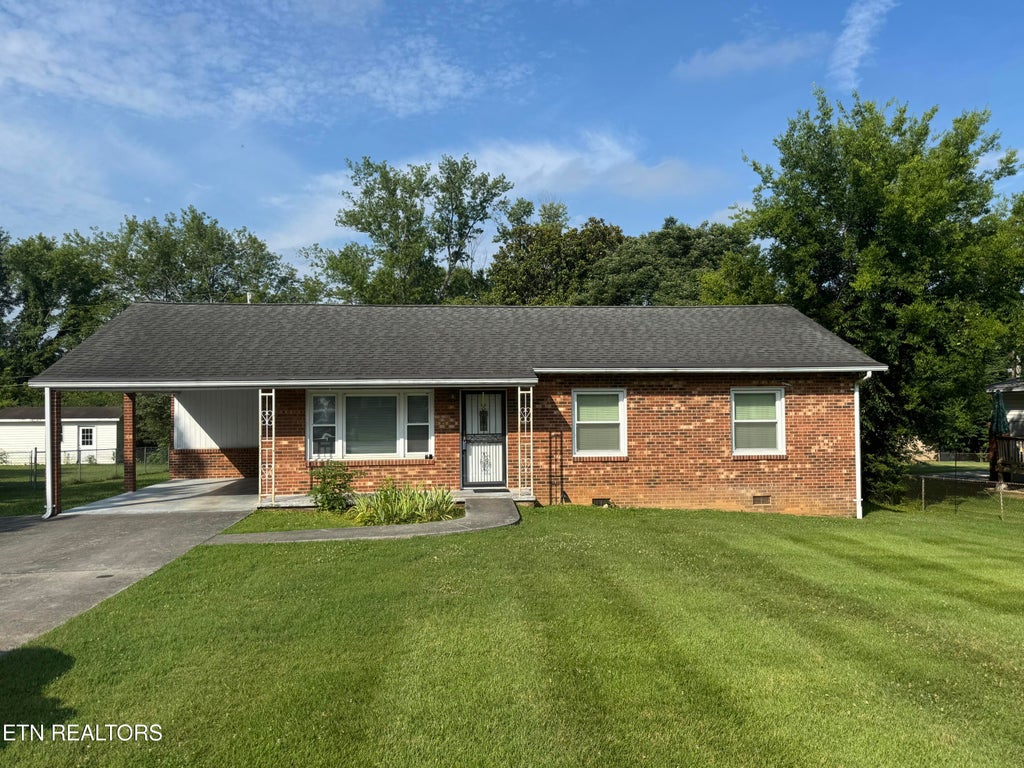 Photo of 107 Harvey St, Maryville, TN 37804 (MLS # 1347105)