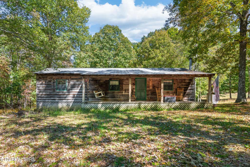 Photo of 801 Christenson Rd, Deer Lodge, TN 37726 (MLS # 1279702)