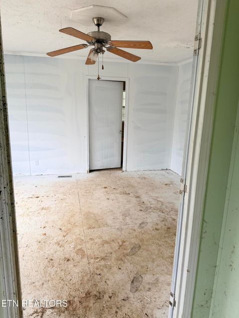 Tiny photo for 493 County Road 298, Sweetwater, TN 37874 (MLS # 1331952)