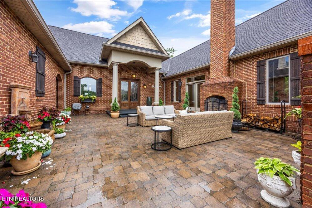 200 Bluffton Rd