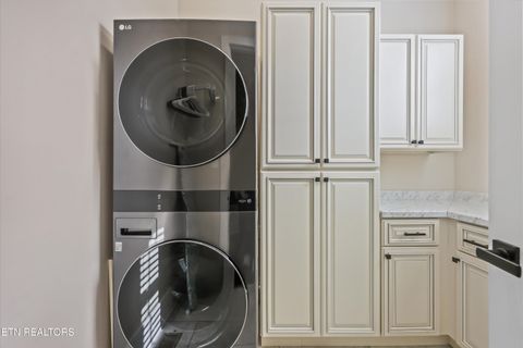 Tiny photo for 8521 Reed Rd, Powell, TN 37849 (MLS # 1324647)